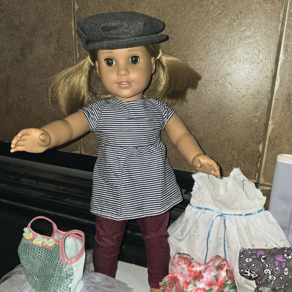 American Girl 20pc Lot 2017 Doll & Clothes Hats 18" Short Blonde Hair Brown Eyes - Picture 2 of 14